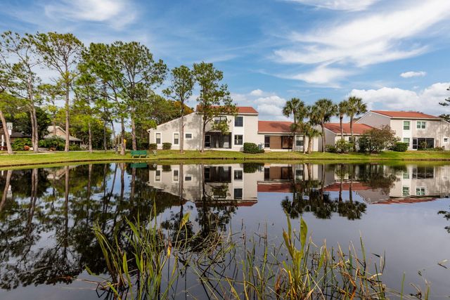 4774 PALERMO COURT NE 4774, St Petersburg, FL 33703