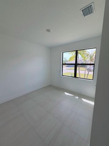 6570 SE Park Trace Drive, Stuart, FL 34997