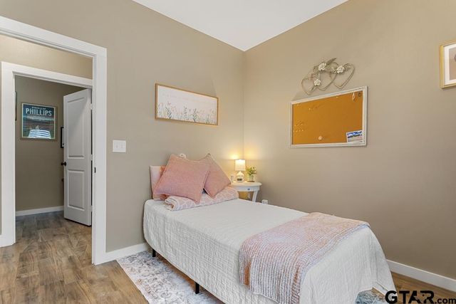 17110 Crossing Circle, Lindale, TX 75771