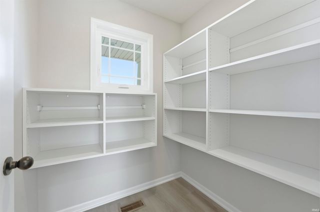 10390 Silver Rock Chase, New Haven, IN 46774