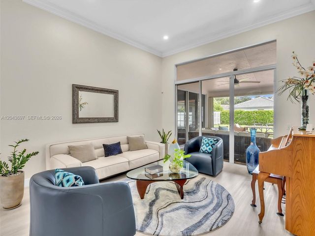 639 Verona Place 639, Weston, FL 33326