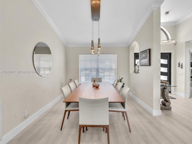 639 Verona Place 639, Weston, FL 33326