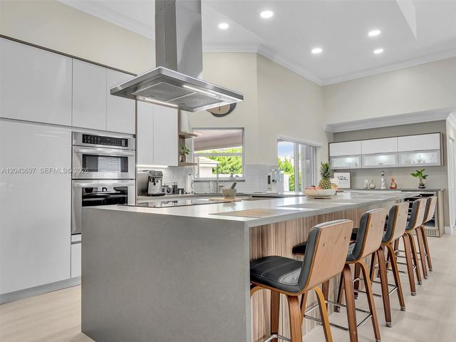639 Verona Place 639, Weston, FL 33326