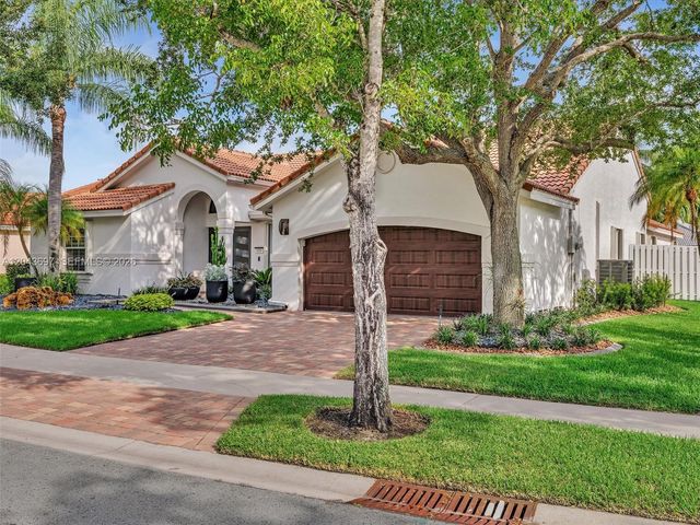 639 Verona Place 639, Weston, FL 33326