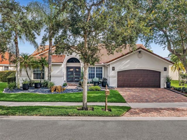 639 Verona Place 639, Weston, FL 33326