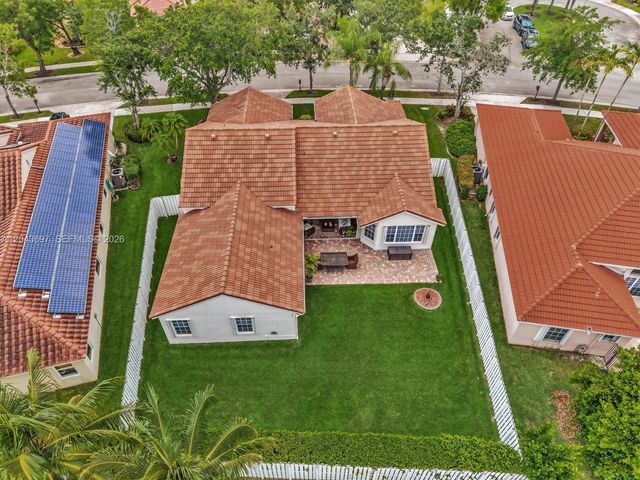 639 Verona Place 639, Weston, FL 33326