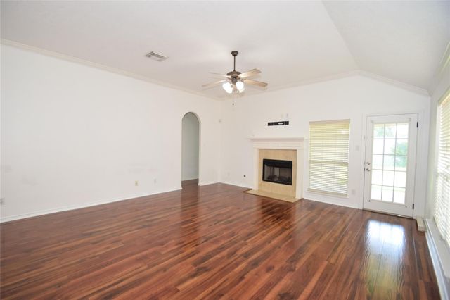 5726 Indigo Trails Drive, Richmond, TX 77469