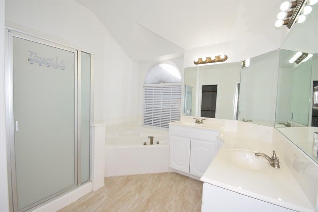 5726 Indigo Trails Drive, Richmond, TX 77469