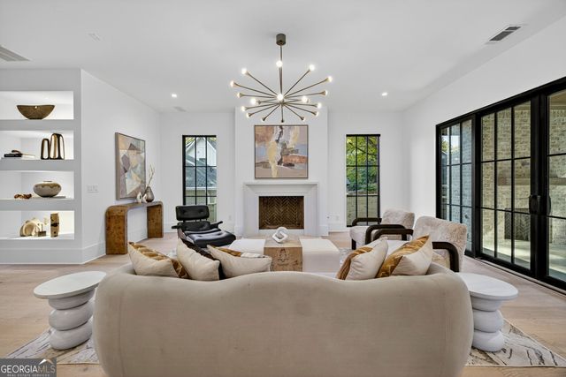 991 Courtenay Drive NE, Atlanta, GA 30306