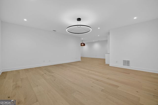 991 Courtenay Drive NE, Atlanta, GA 30306