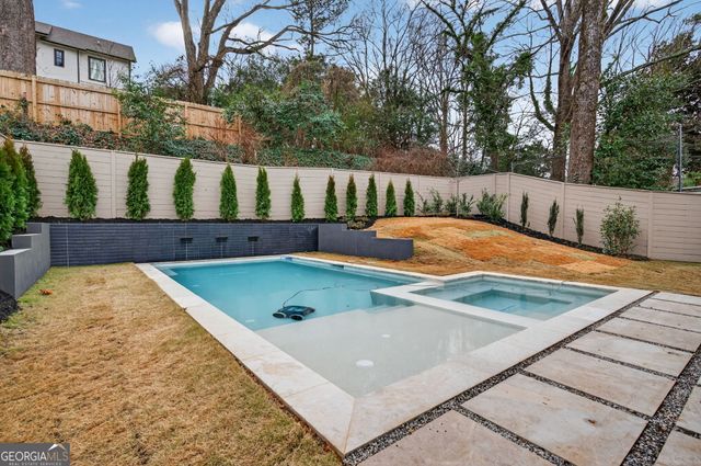 991 Courtenay Drive NE, Atlanta, GA 30306