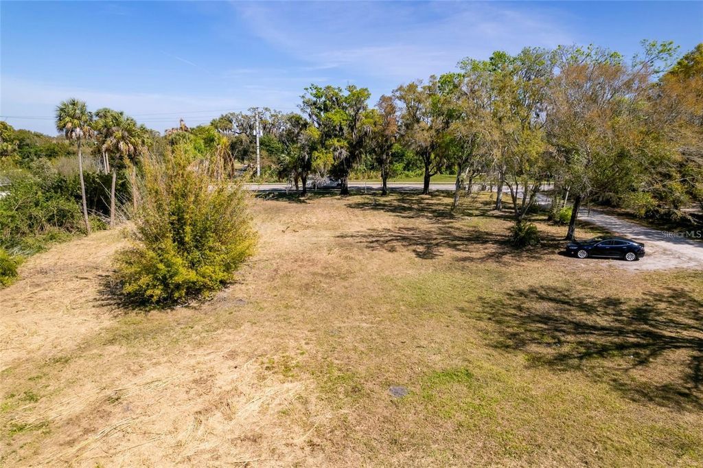 2619 16TH AVENUE DRIVE E, BRADENTON, FL 34208 — photo 4