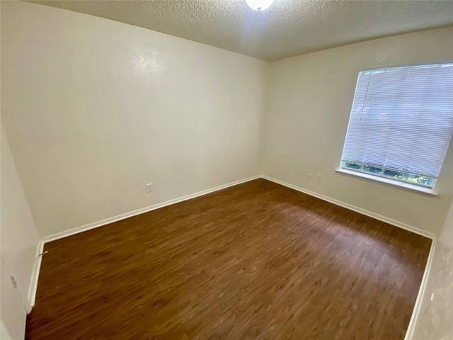 7513 Meadowbrook Drive, Watauga, TX 76148
