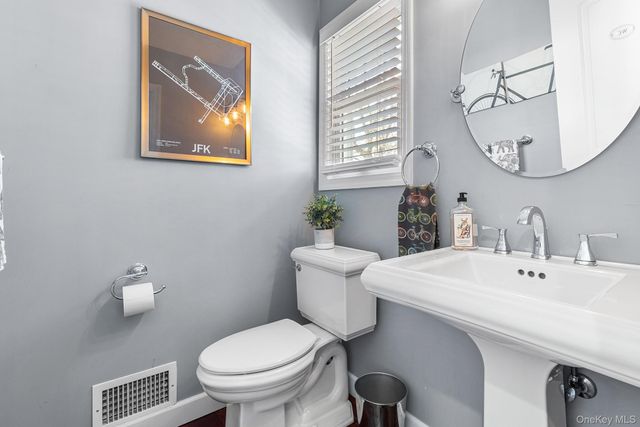 30 Myrtle Lane, East Patchogue, NY 11772