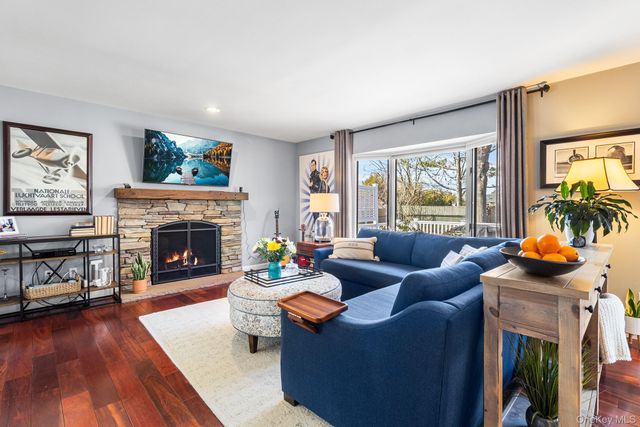 30 Myrtle Lane, East Patchogue, NY 11772