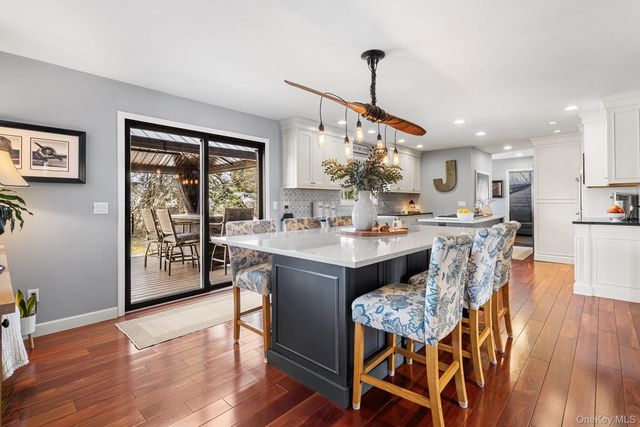 30 Myrtle Lane, East Patchogue, NY 11772