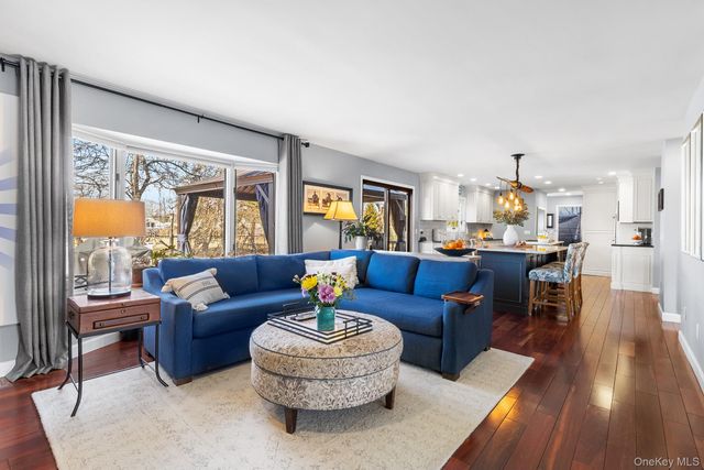 30 Myrtle Lane, East Patchogue, NY 11772