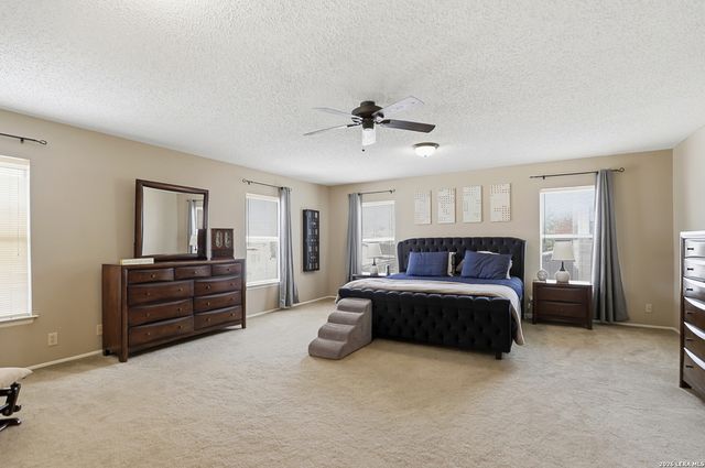 7143 Shadow Run, San Antonio, TX 78250