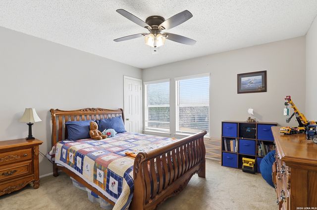 7143 Shadow Run, San Antonio, TX 78250