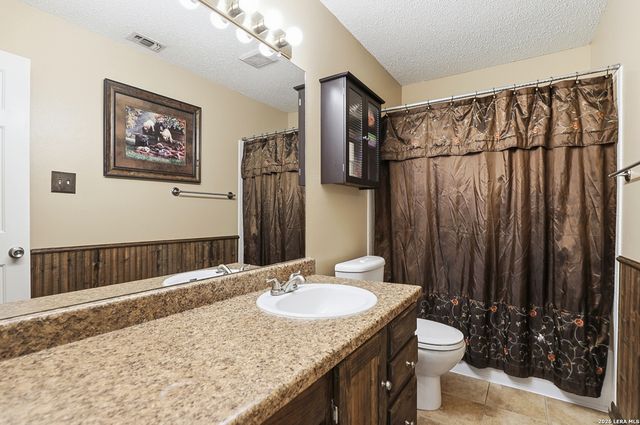 7143 Shadow Run, San Antonio, TX 78250