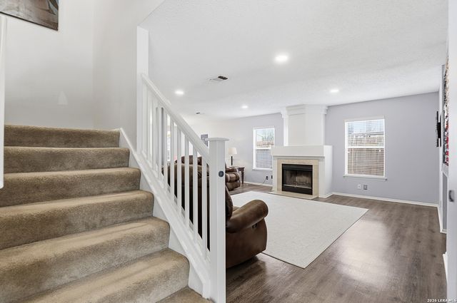 7143 Shadow Run, San Antonio, TX 78250