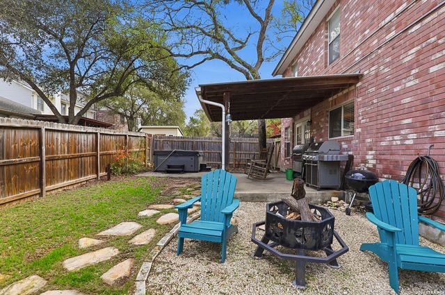 7143 Shadow Run, San Antonio, TX 78250