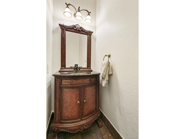 10275 Baneberry Pl, Highlands Ranch, CO 80129