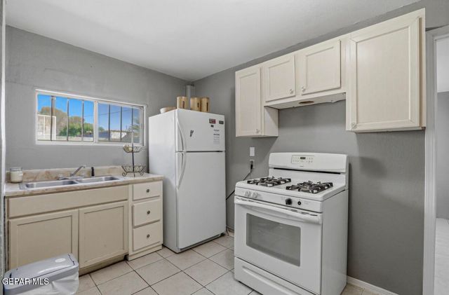 4708 FLOWER Drive, El Paso, TX 79905
