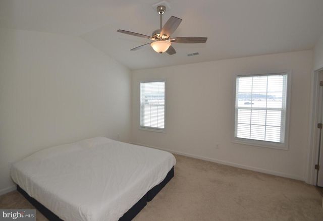 320 AVON DR, Red Lion, PA 17356