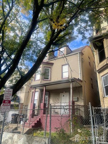 123 Seymour Avenue, Newark, NJ 07108