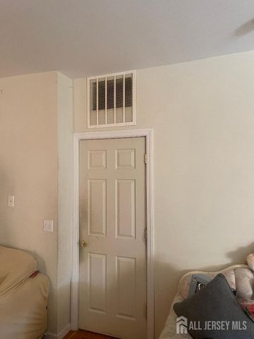 123 Seymour Avenue, Newark, NJ 07108