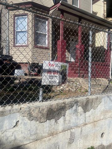 123 Seymour Avenue, Newark, NJ 07108