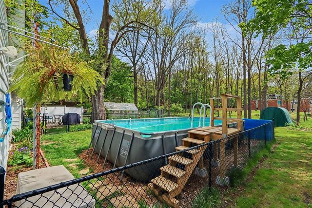 3009 Bronson Boulevard, Kalamazoo, MI 49008