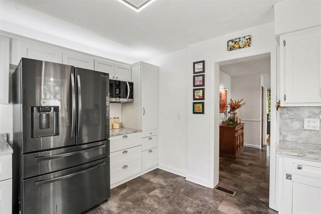 3009 Bronson Boulevard, Kalamazoo, MI 49008