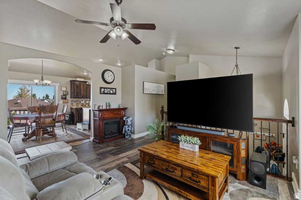 664 W 770 N, Tooele, UT 84074 — photo 4