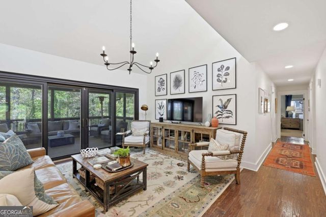 143 Woodlake Drive, Gainesville, GA 30506
