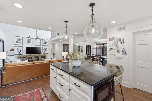 143 Woodlake Drive, Gainesville, GA 30506