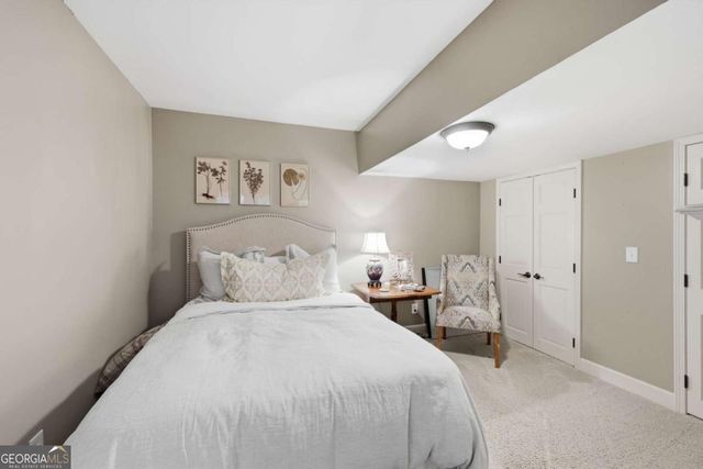 143 Woodlake Drive, Gainesville, GA 30506