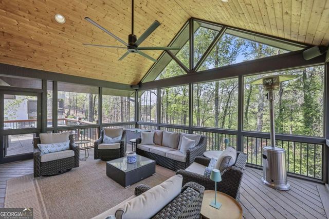 143 Woodlake Drive, Gainesville, GA 30506