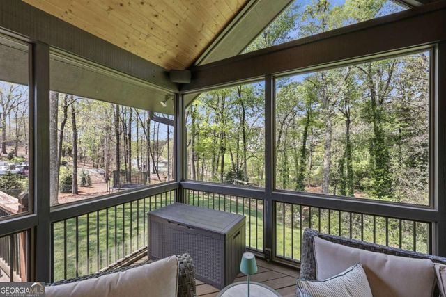 143 Woodlake Drive, Gainesville, GA 30506