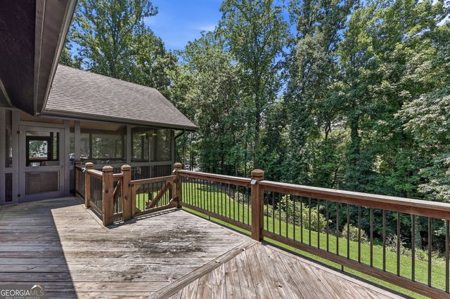 143 Woodlake Drive, Gainesville, GA 30506