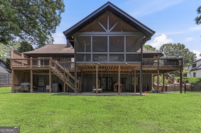 143 Woodlake Drive, Gainesville, GA 30506