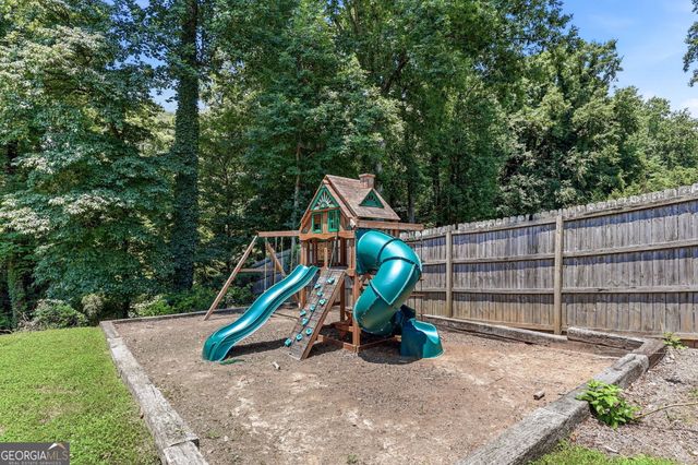143 Woodlake Drive, Gainesville, GA 30506