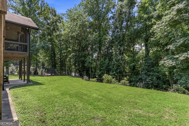 143 Woodlake Drive, Gainesville, GA 30506