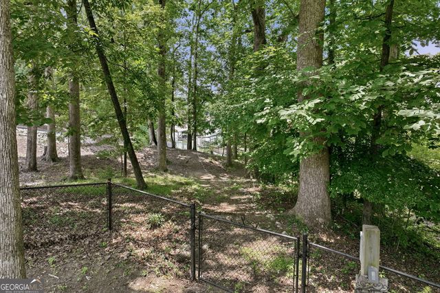 143 Woodlake Drive, Gainesville, GA 30506