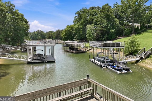 143 Woodlake Drive, Gainesville, GA 30506