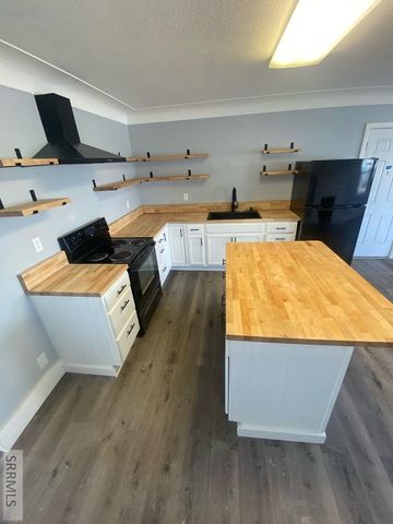 380 W Judicial Street, Blackfoot, ID 83221