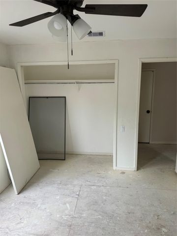 100 Litchfield Lane, Houston, TX 77024