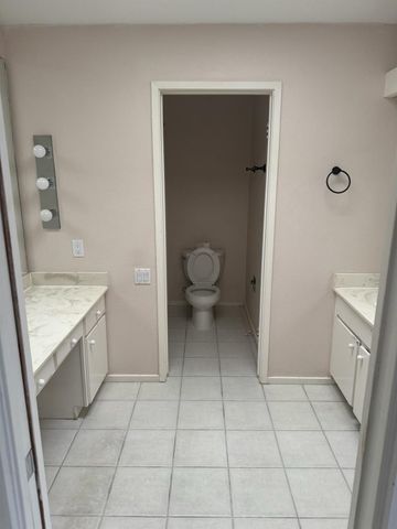 100 Litchfield Lane, Houston, TX 77024