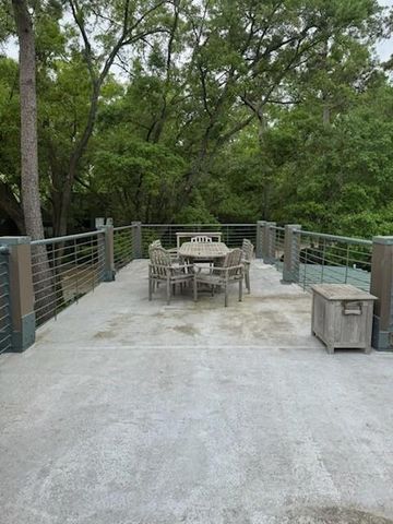 100 Litchfield Lane, Houston, TX 77024